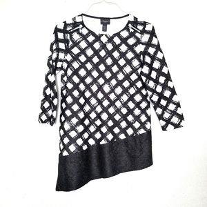 Chico's asymmetrical black and white top t…